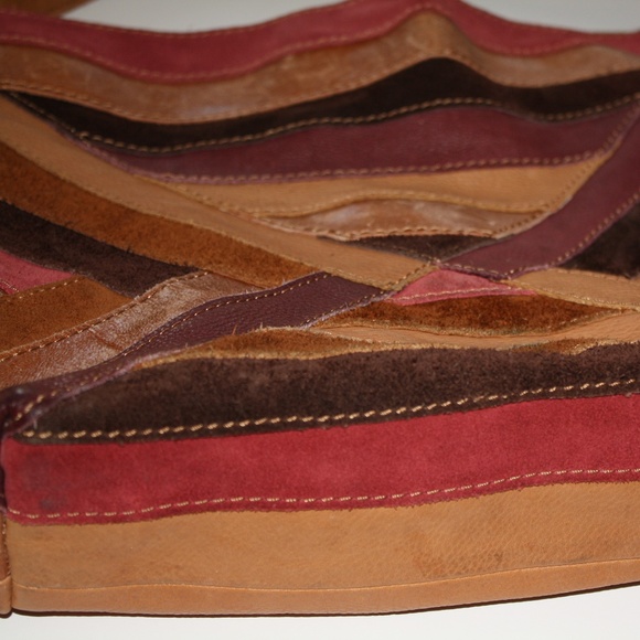 LUCKY BRAND multi - color chevron shoulder bag - Picture 3 of 7